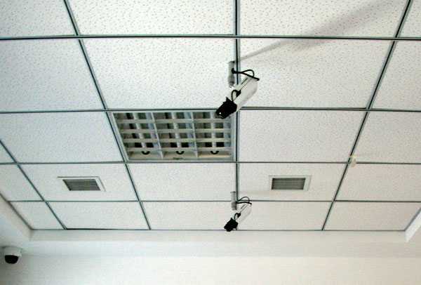 ����ϵ�y(t��ng)�O(ji��n)�خaƷ